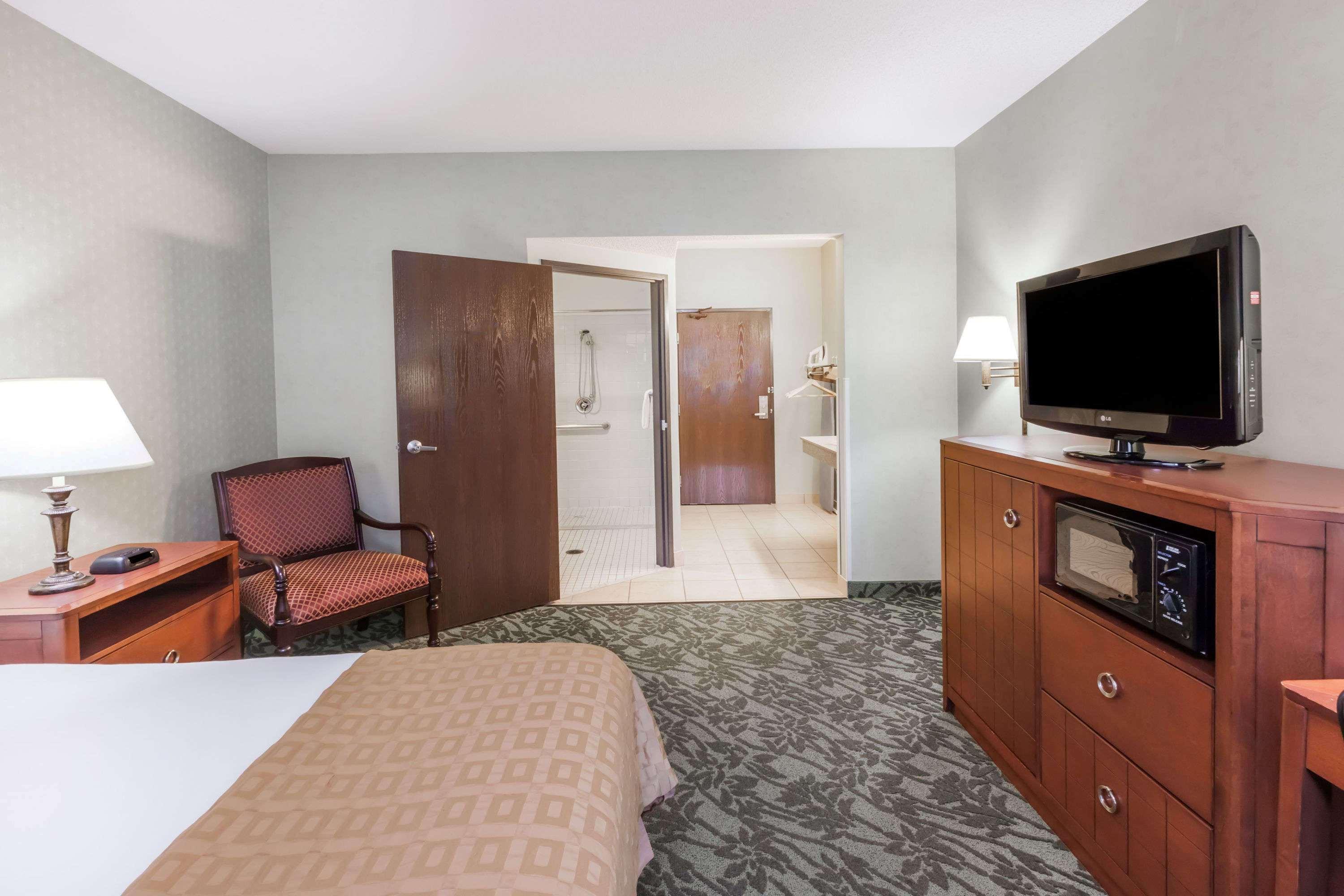 Spark By Hilton Walker Grand Rapids North Экстерьер фото