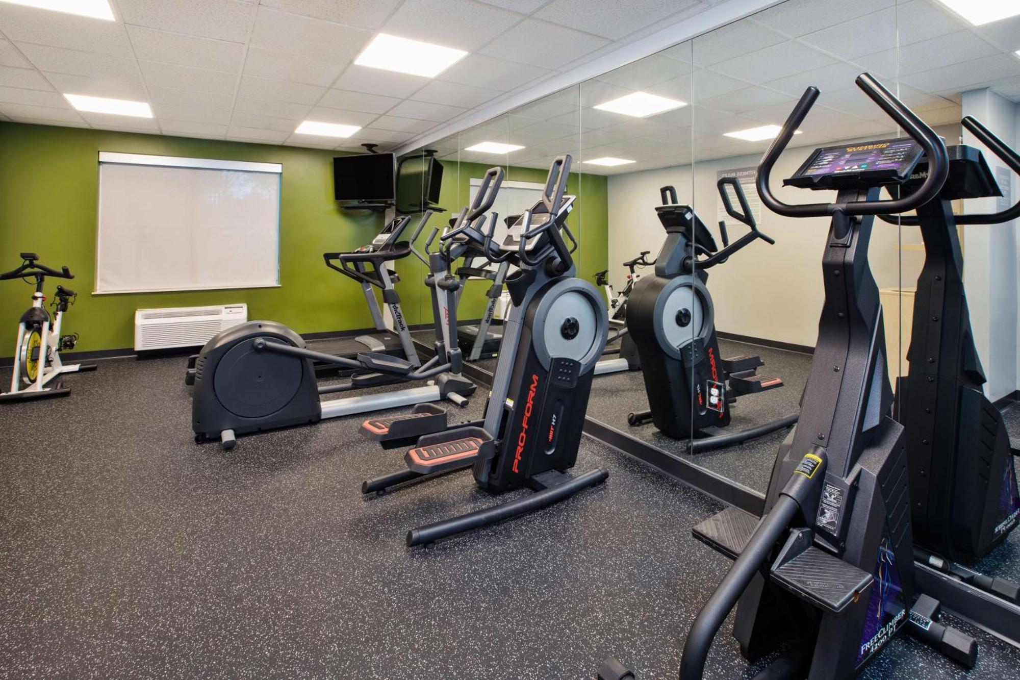 Spark By Hilton Walker Grand Rapids North Экстерьер фото