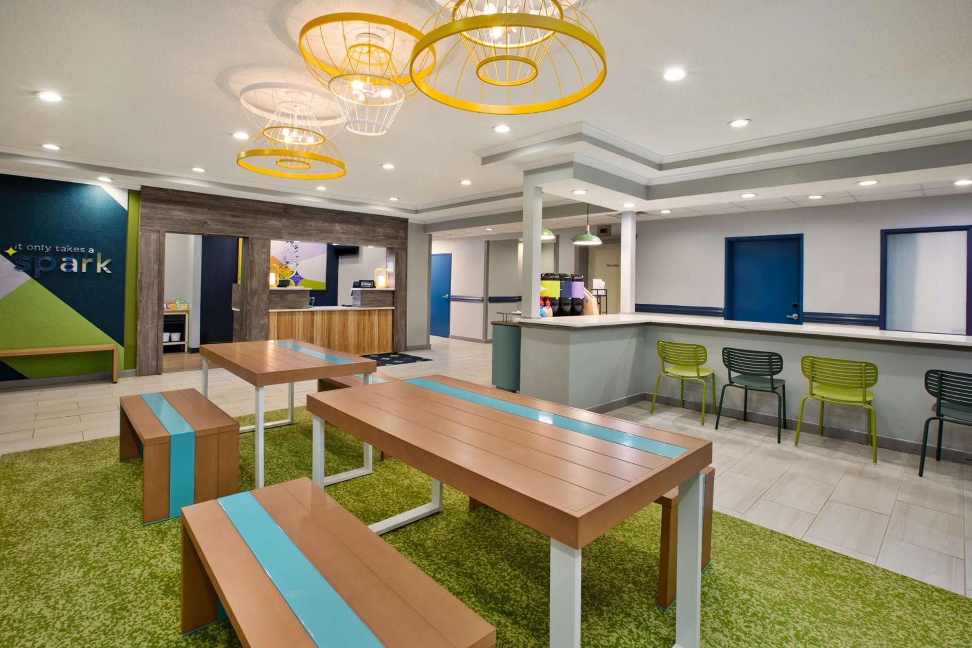 Spark By Hilton Walker Grand Rapids North Экстерьер фото